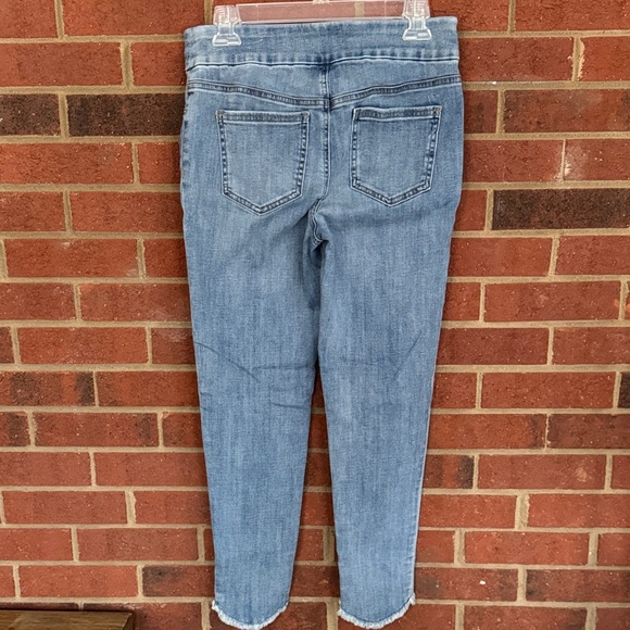 Chico's Light Blue Pull On Ankle Jegging - Picture 4 of 8